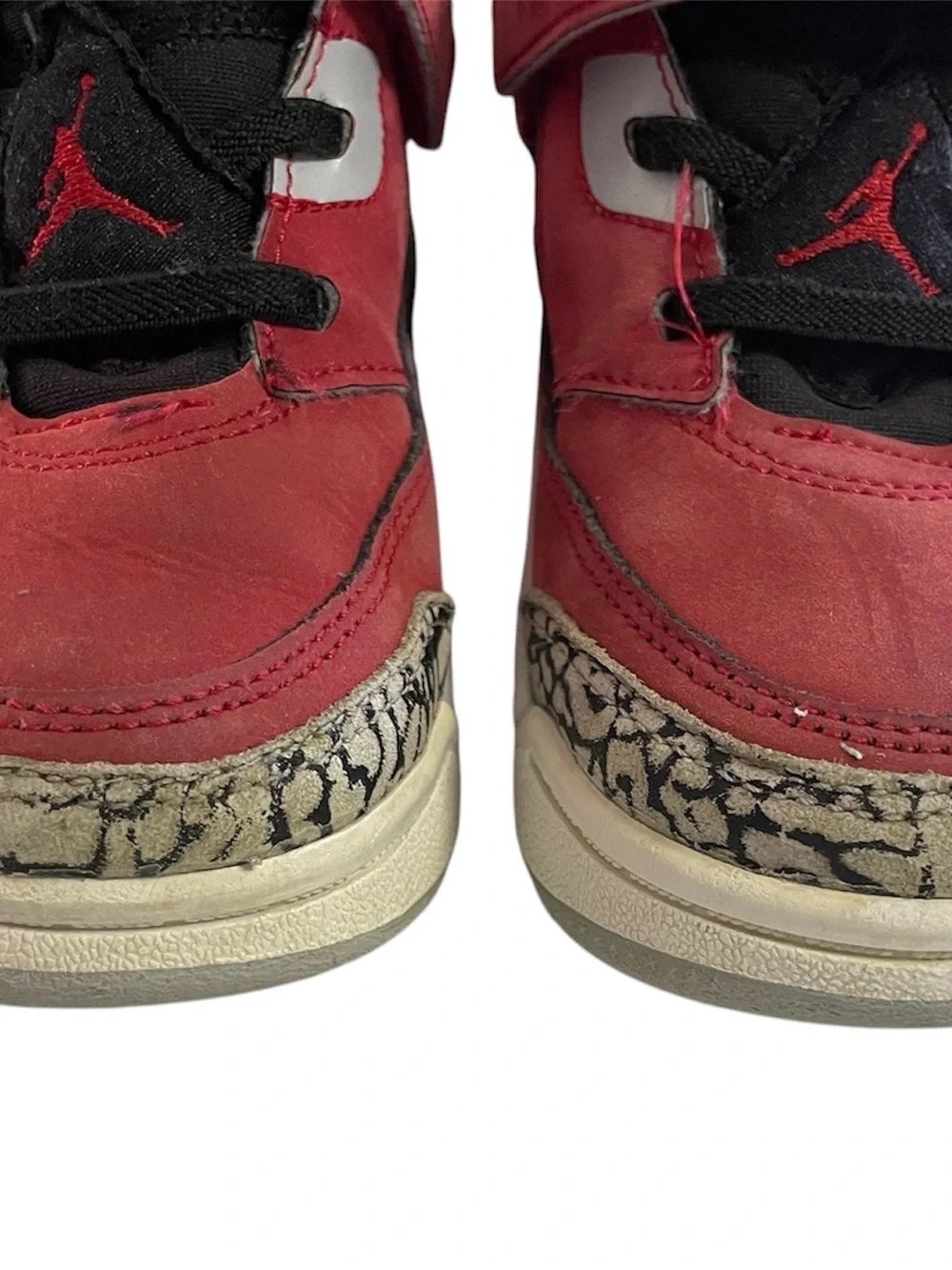 JORDAN Spizike Low Toro Gym Red Colorway Toddler Boy’s size 10
